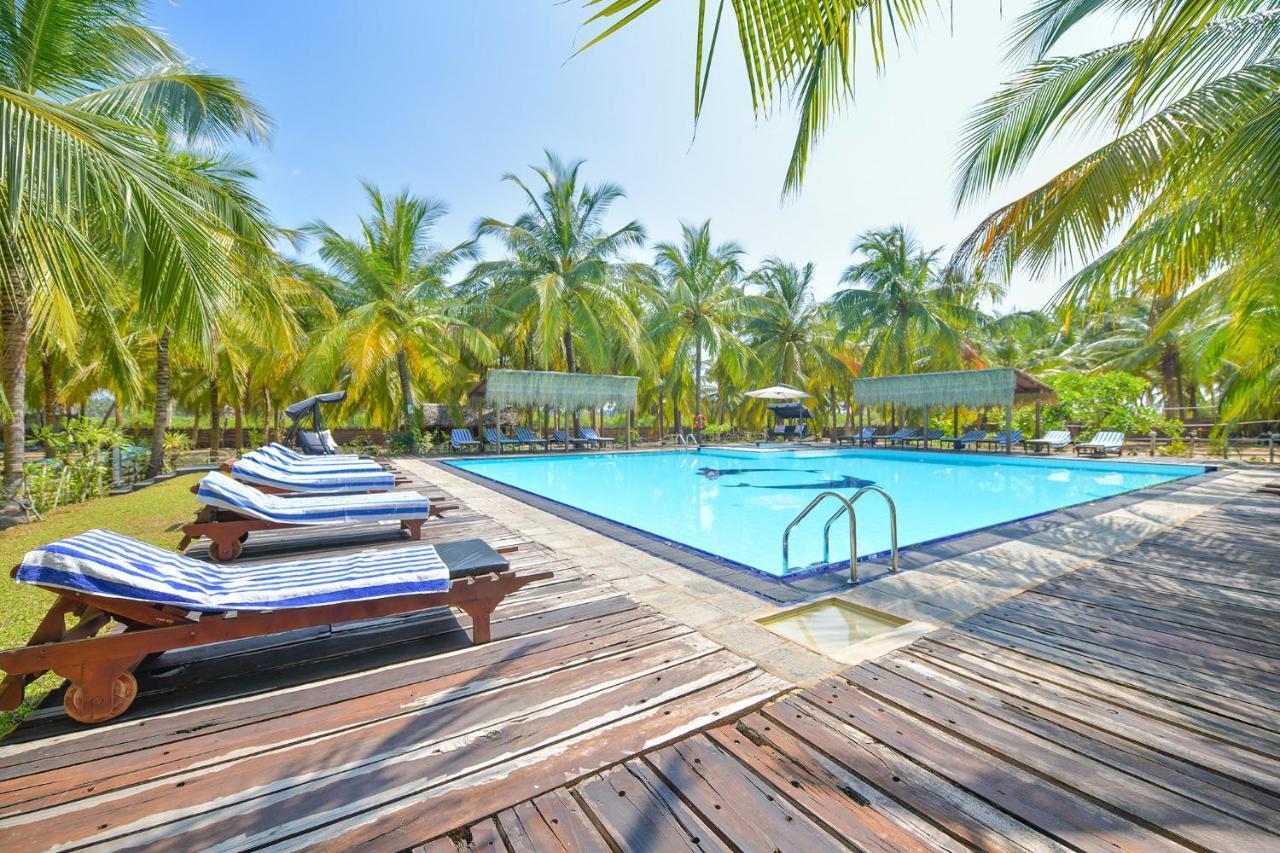 De Silva Palm Resort Kalpitiya Bagian luar foto