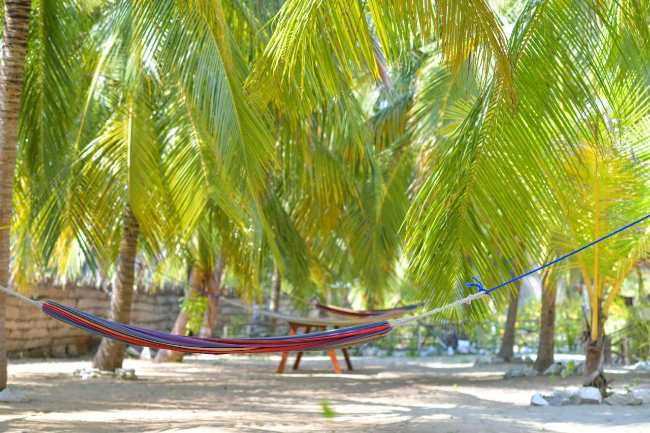 De Silva Palm Resort Kalpitiya Bagian luar foto