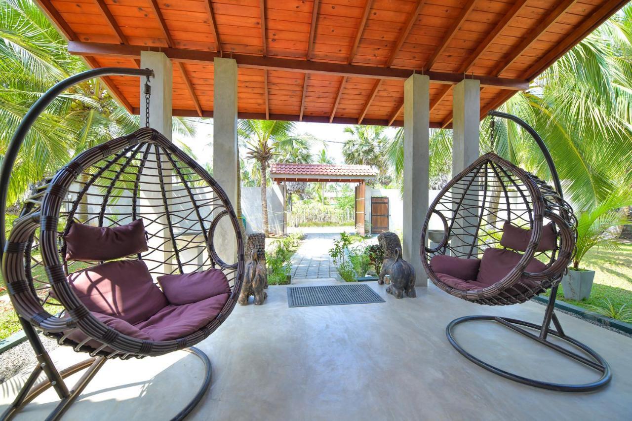 De Silva Palm Resort Kalpitiya Bagian luar foto