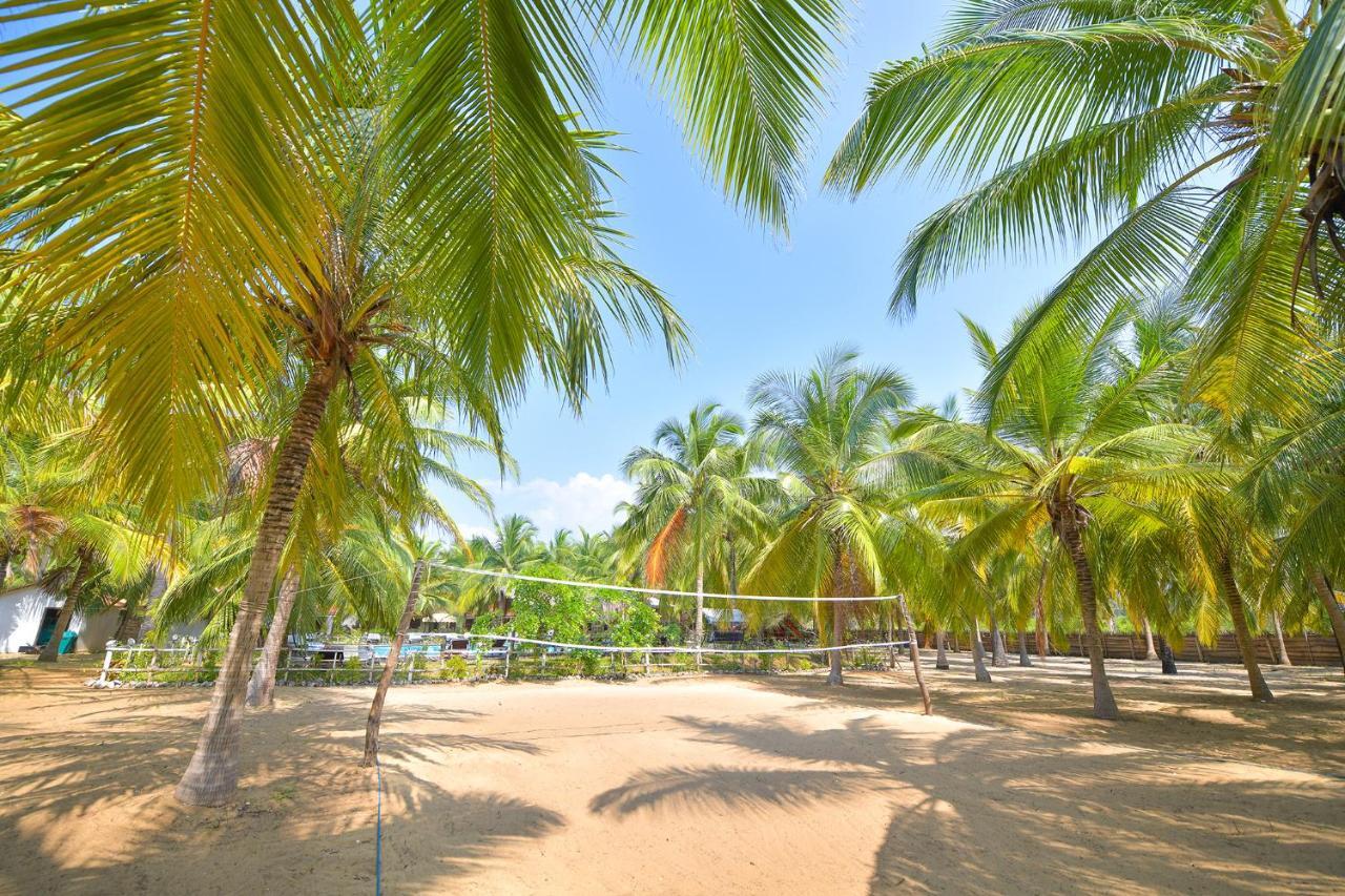 De Silva Palm Resort Kalpitiya Bagian luar foto
